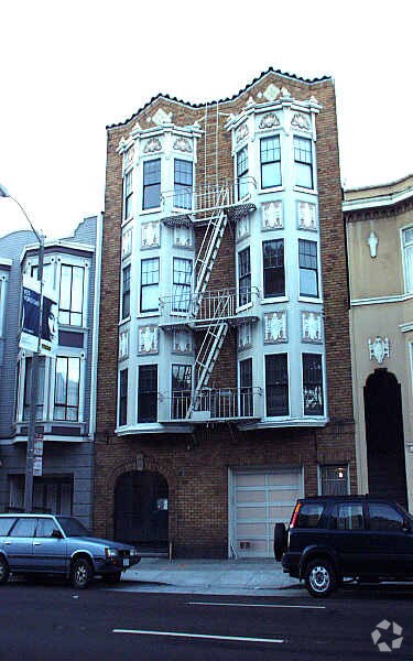 Building Photo - 1133 Fell St