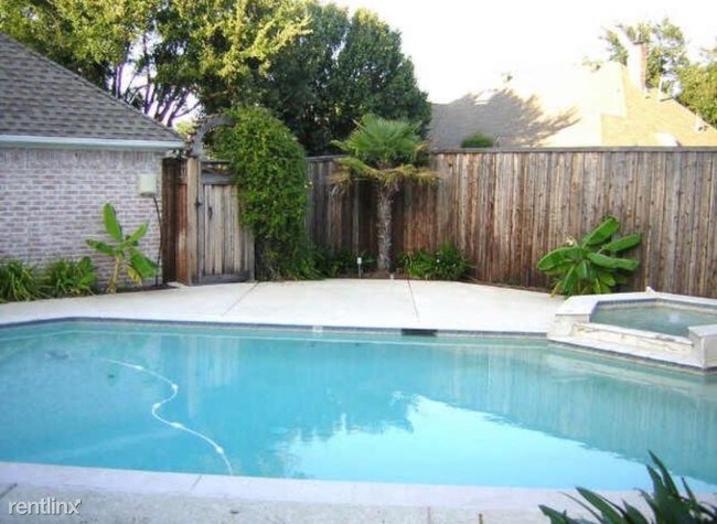 Foto del edificio - 3 br, 2.5 bath House - 132 Woodcrest Ln