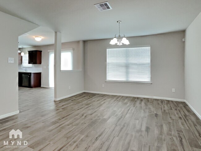 Foto del edificio - 4928 Stimson St