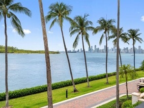 Building Photo - 2425 Fisher Island Dr