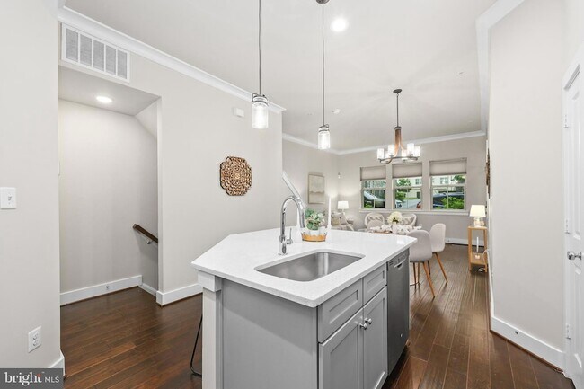 Foto del edificio - 1334 S Quinn St