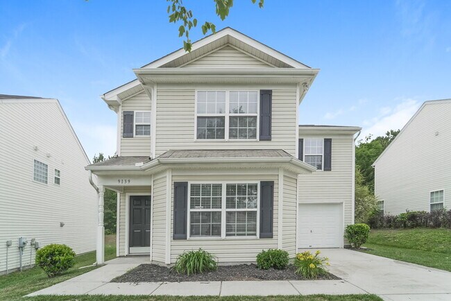 Building Photo - 9139 Simonton Dr