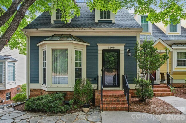 Foto del edificio - 6209 Padget Parrish Ct