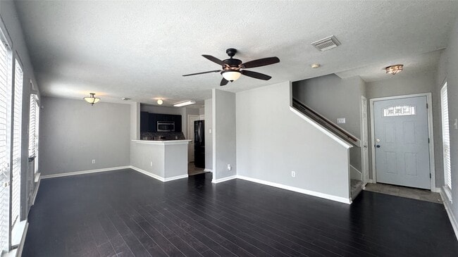 Building Photo - 4243 Daisy Meadow Dr