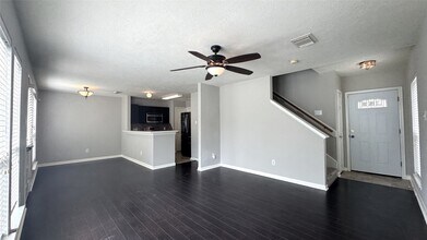 Building Photo - 4243 Daisy Meadow Dr