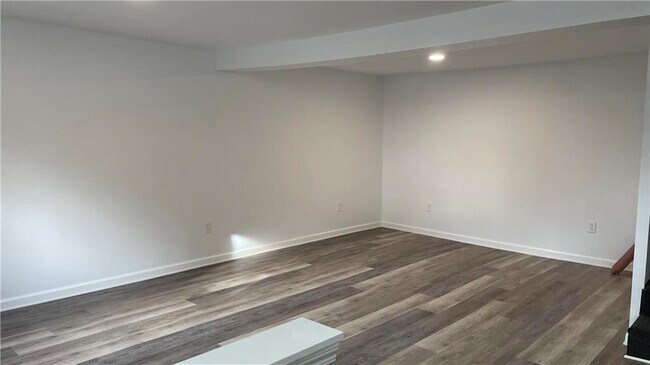 Building Photo - 34 8th St
