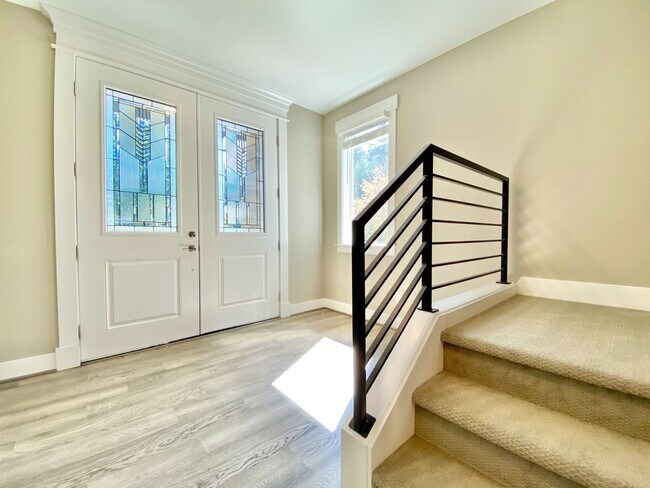 Building Photo - Great Home For Rent