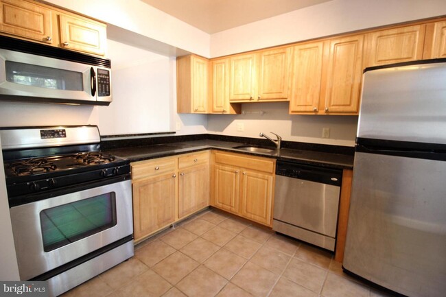 Foto del edificio - 14105 Yorkshire Woods Dr