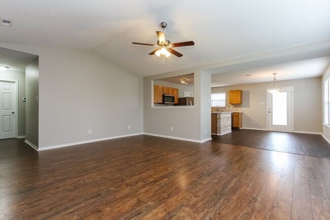 Building Photo - 6906 W Dover Pl