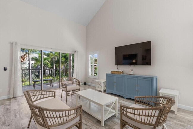 Foto del edificio - 3108 Fairway Dr N
