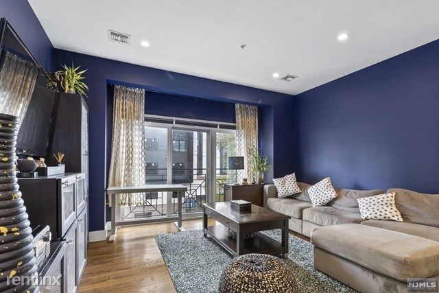 Building Photo - 2 br, 2 bath Condo - 105-107 Broad St Apt 201