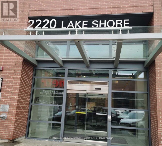 Building Photo - 2220 Lake Shore Blvd W
