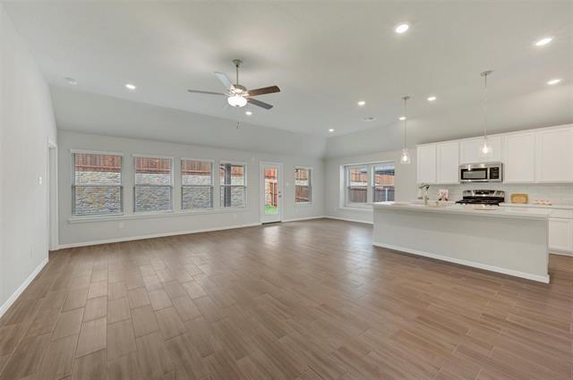 Foto del edificio - 13121 Limestone St