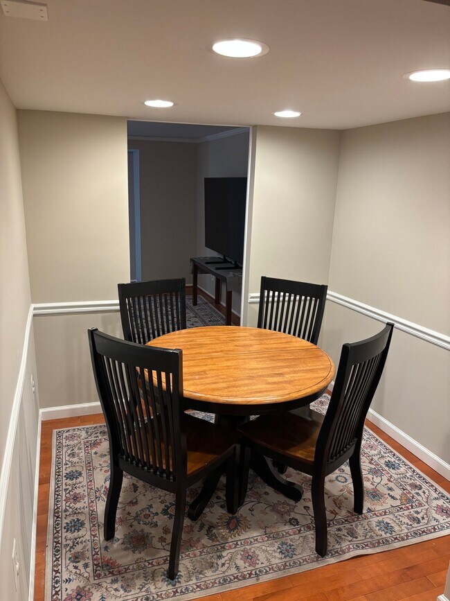 Foto del edificio - 5473 Mystic Ct