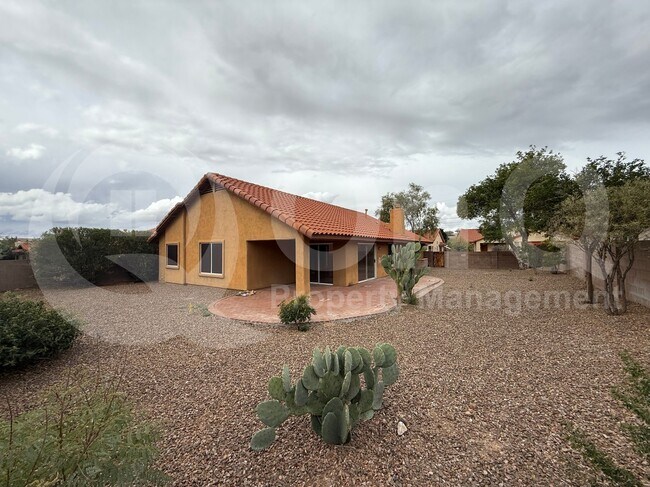 Foto del edificio - 360 E Streams Edge Pl