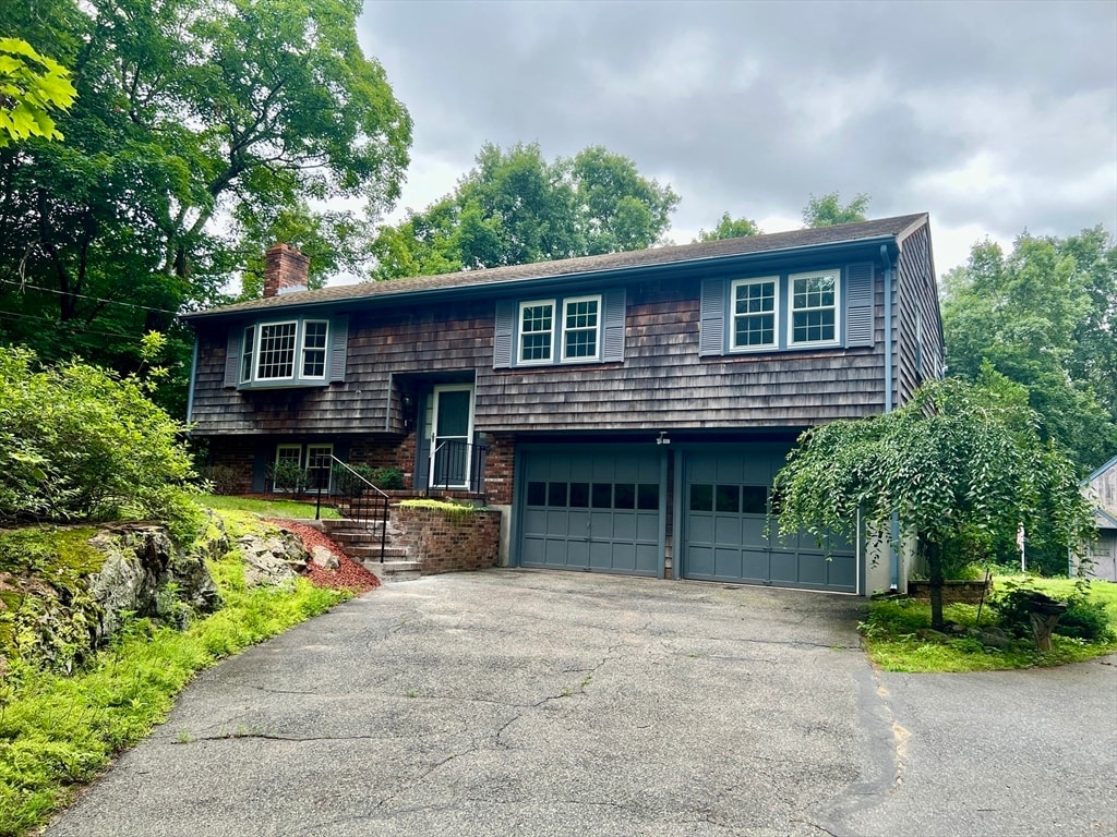Primary Photo - 27 Woodland St