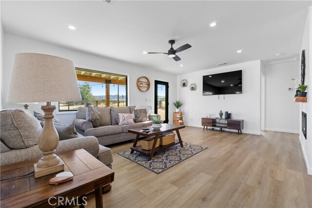 Foto del edificio - 64654 Sun Mesa Rd