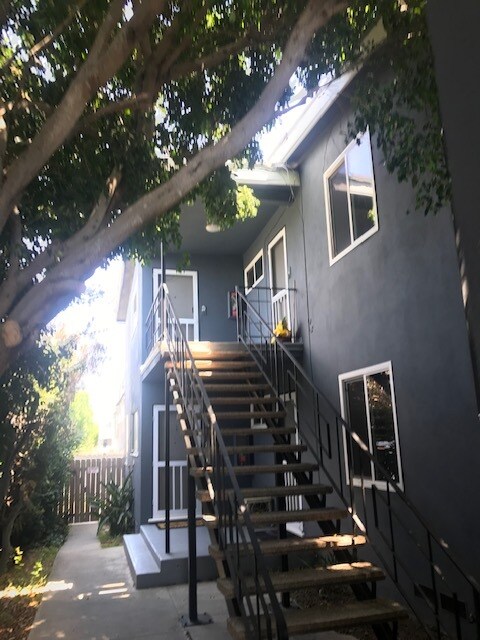 Foto del edificio - 1421 Manhattan Beach Blvd
