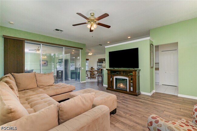 Foto del edificio - 13246 Highland Chase Pl