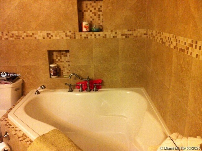 Foto del edificio - 4866 Sheridan St