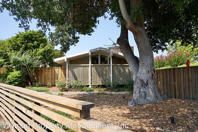 Building Photo - 4 br, 2 bath House - 660 Webber Street