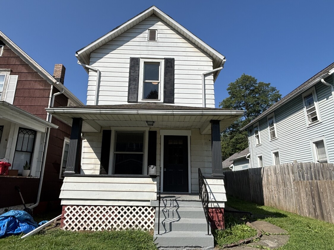 Primary Photo - 527 5th St SW