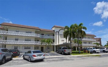 Building Photo - 4200 Crystal Lake Dr