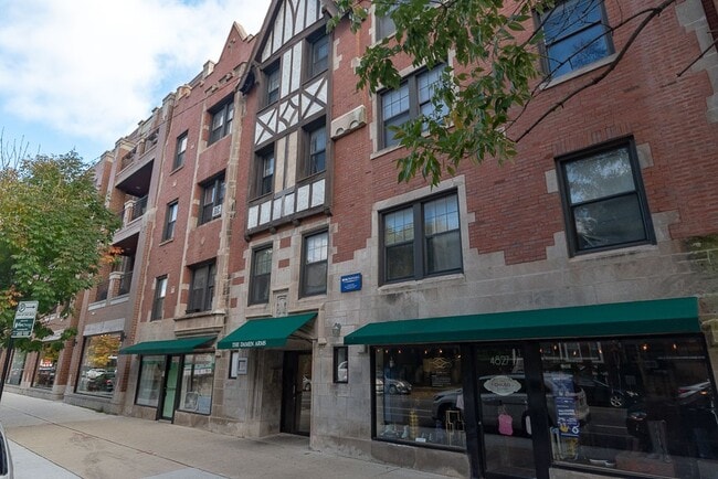 Building Photo - 4834 N Damen Ave
