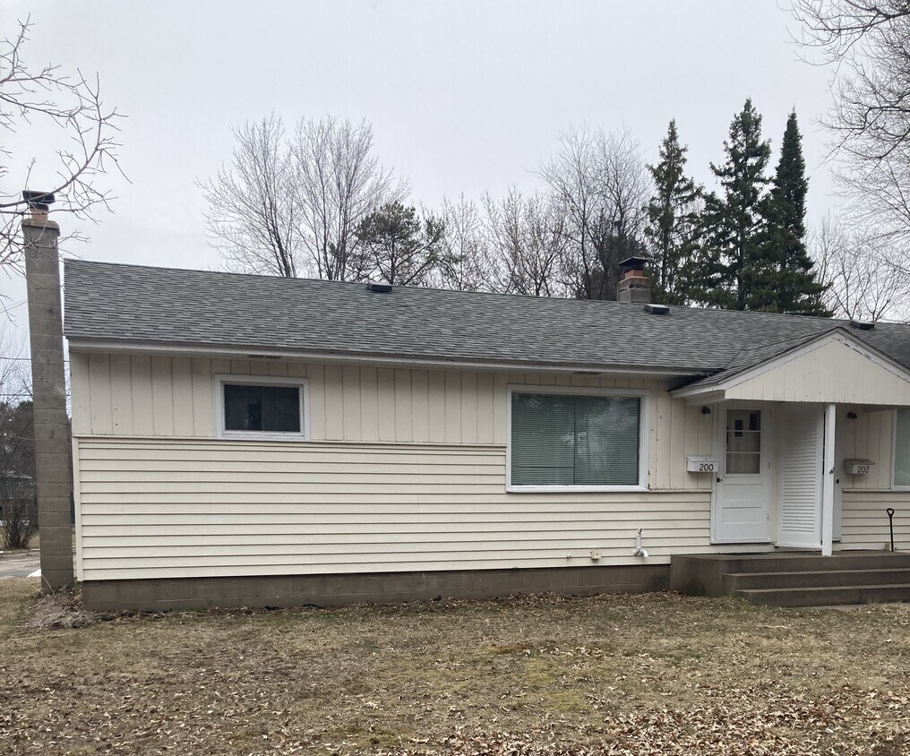 200 Leroy St, Rothschild, WI 54474 Apartments in Rothschild, WI