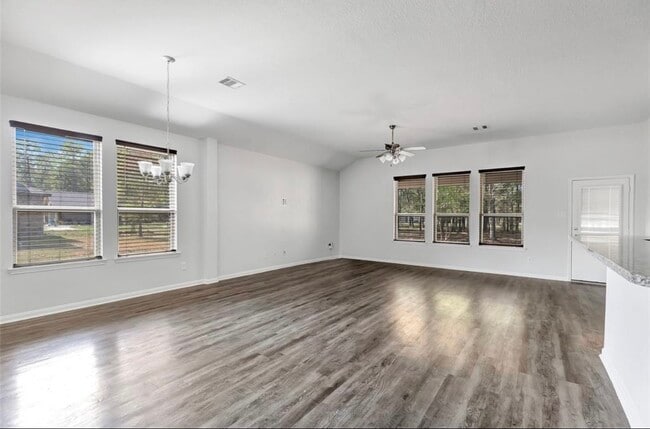 Foto del edificio - 175 Rd 662