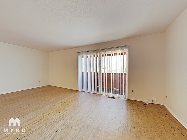 Foto del edificio - 2150 Sutro St