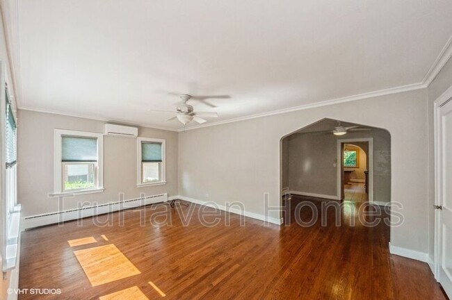 Foto del edificio - 1826 Sunset Rd
