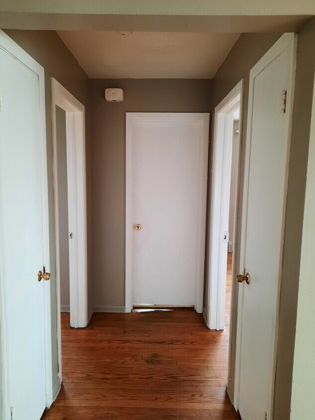 2600 Saint Charles Rd, Bellwood, IL 60104 House Rental in Bellwood