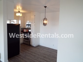 Primary Photo - 3404 S Centinela Ave