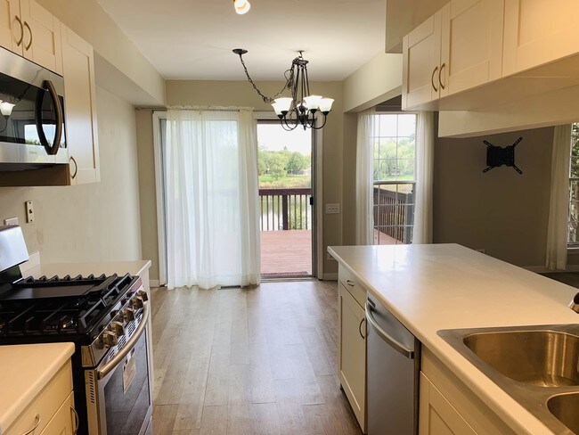 Foto del edificio - 176 Park Ridge Ln