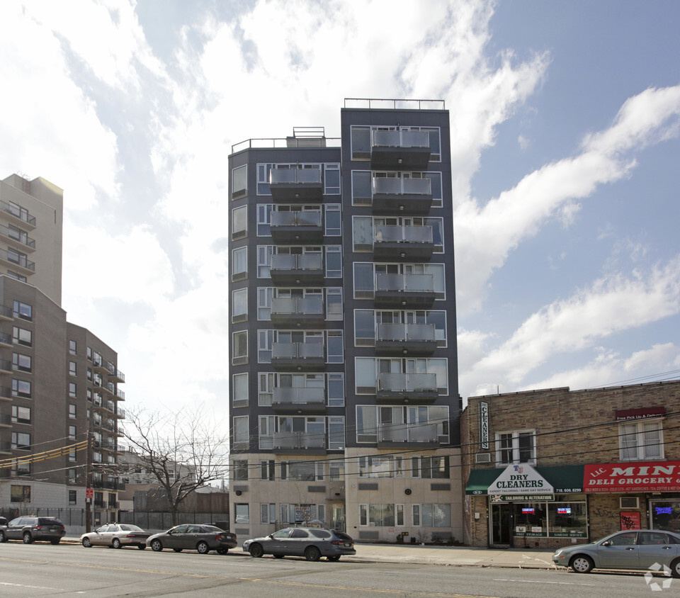 Primary Photo - 26-20 21st St