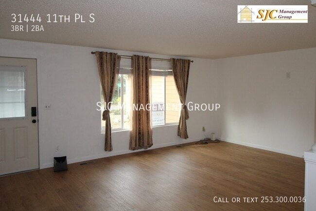 Building Photo - 31444 11th Pl S