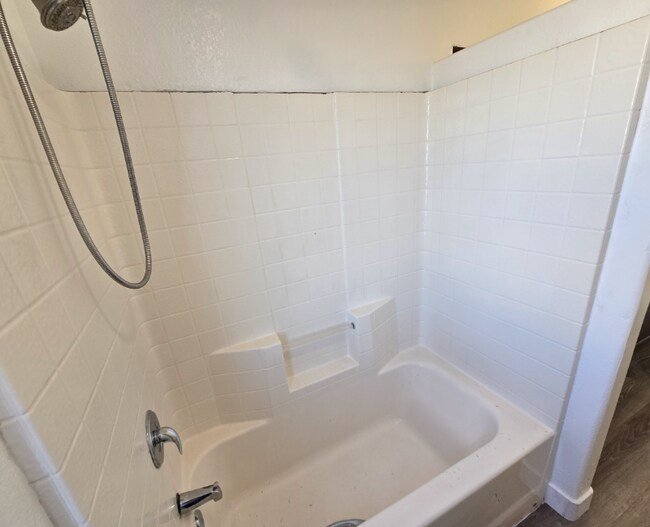 Building Photo - 5117 S 15th Pl