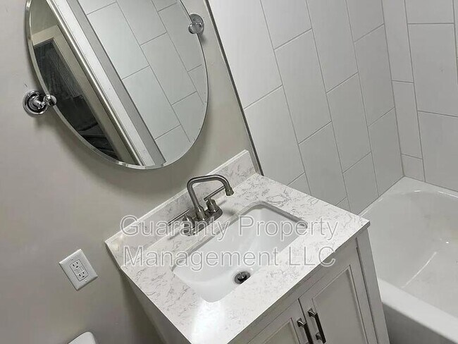 Foto del edificio - 1005 N King Ave