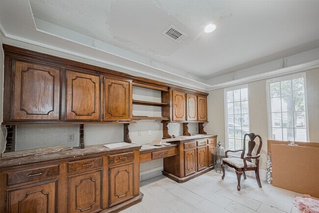 Foto del edificio - 4015 Black Locust Dr