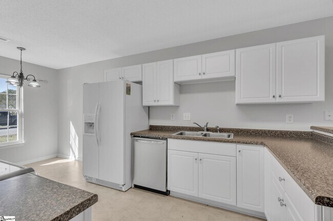 Building Photo - 320 Springfield Cir