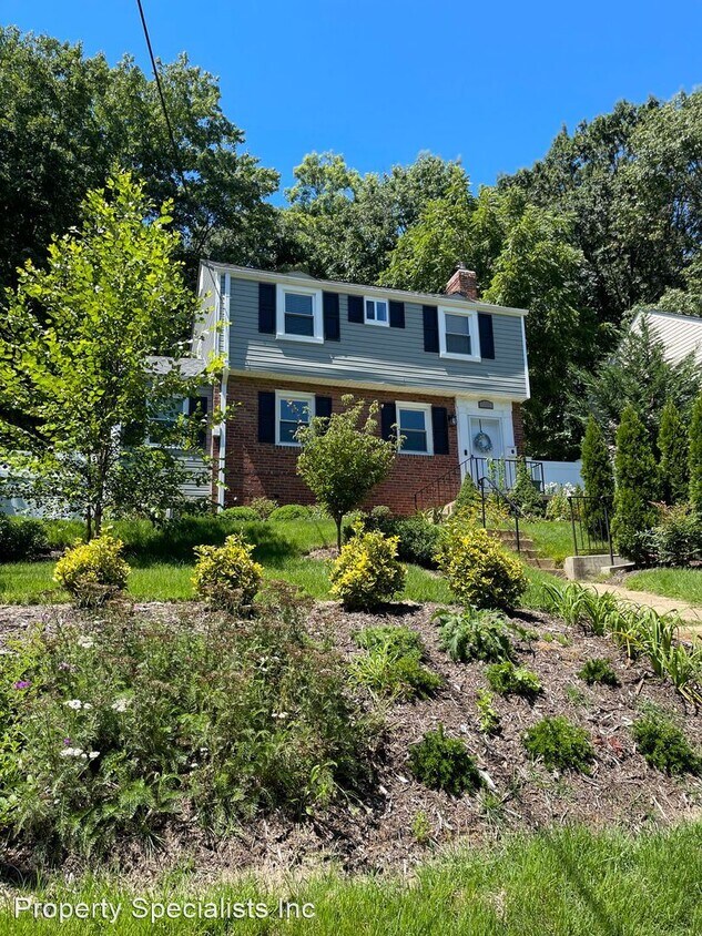 4 br, 2 bath House 2212 Cheverly Ave. House Rental in Cheverly, MD