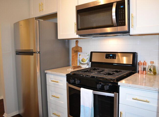 Foto del edificio - 2611 Larkins Way
