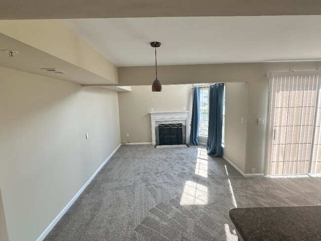 Building Photo - 13816 King Frederick Way