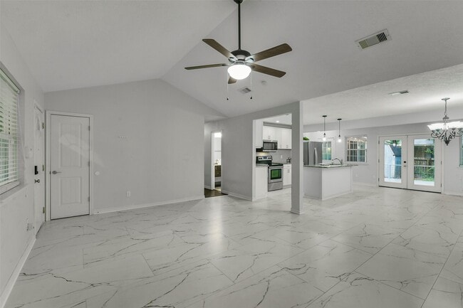 Building Photo - 1215 Tejas Blvd