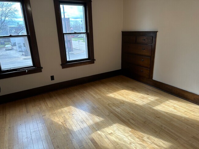 BEDROOM #1 - 219 S Main St