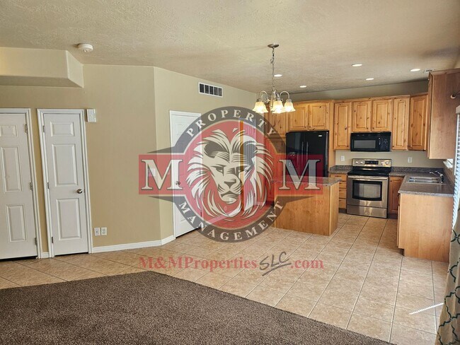 Foto del edificio - 3 Bd 2.5 Bath Condo 2 Car Garage