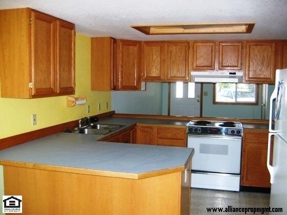 Foto del edificio - Nice spacious townhome in a central location