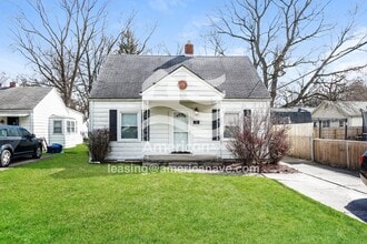 Building Photo - 20 Leander Dr