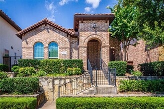 Building Photo - 7031 Comal Dr